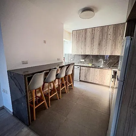 Διαμέρισμα 200m From 2 Bedroom Λεμεσός
