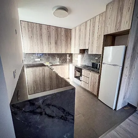 Διαμέρισμα 200m From 2 Bedroom *